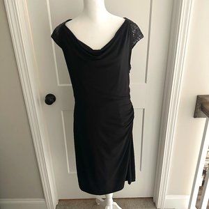 Premise Cap Sleeve Cocktail / Evening Dress